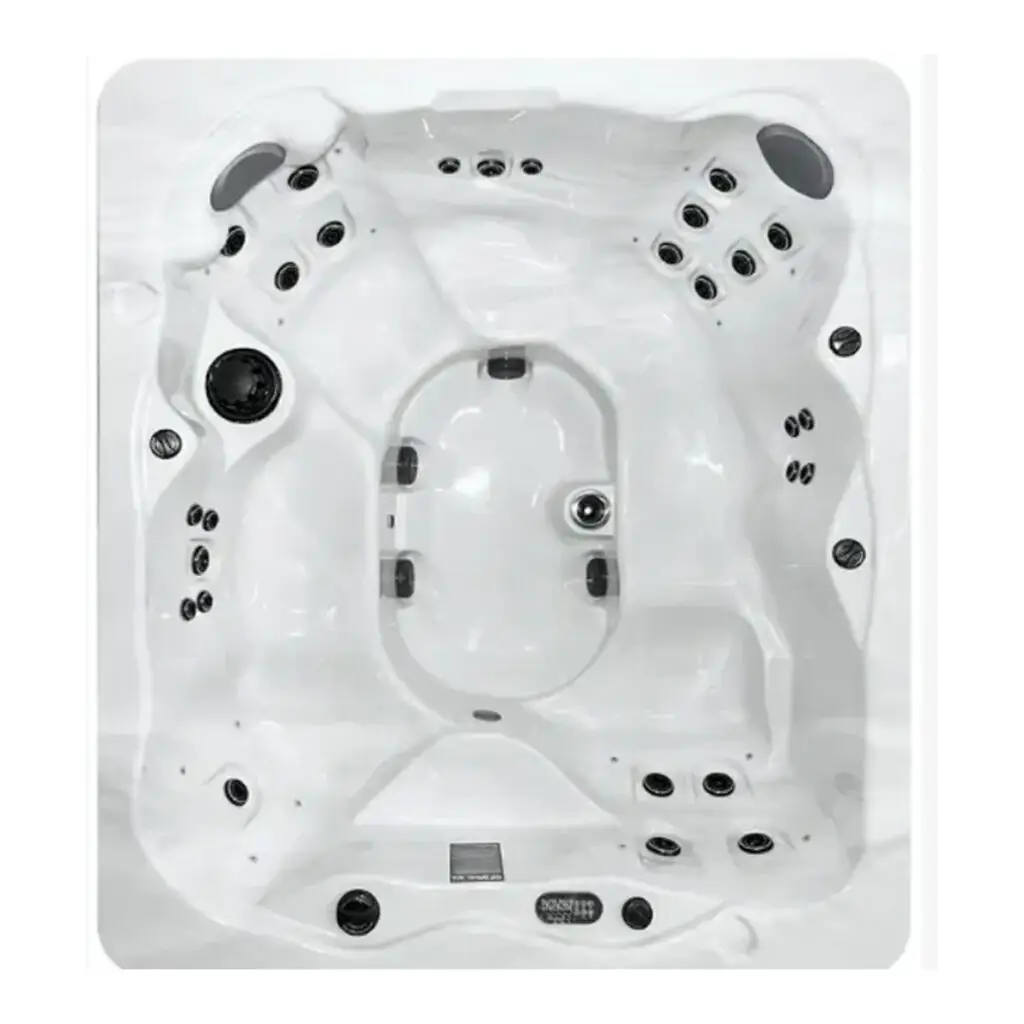 LS700 Hot tub Sunbelt